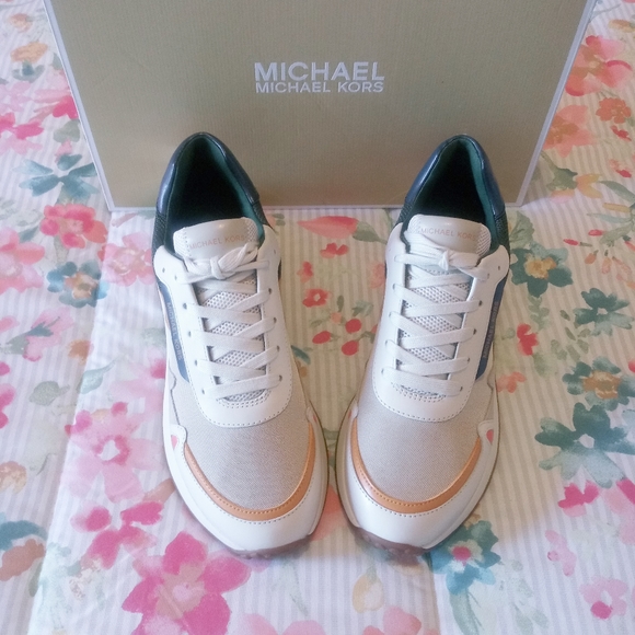 Michael Kors Monroe Trainer Sneakers - Picture 4 of 14